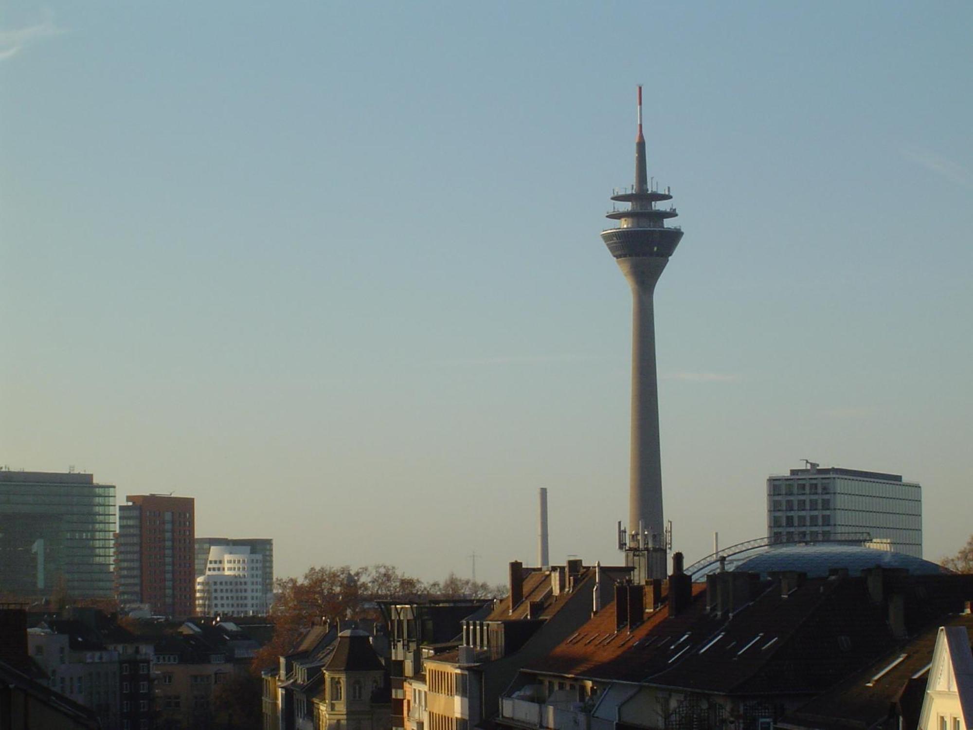 Apartments Hotel Petersburg Düsseldorf Exteriör bild